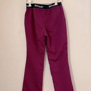Greys anatomy scrub pants. Sm/Petite. Dark fuschia